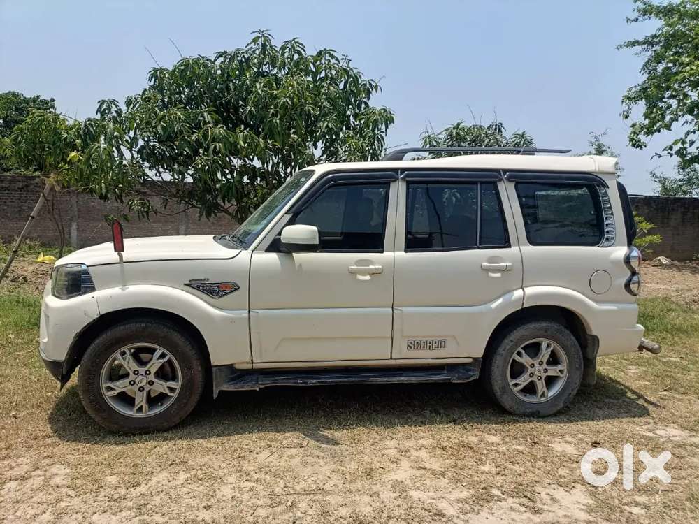 Mahindra Scorpio 2015 Diesel 105000 Km Driven