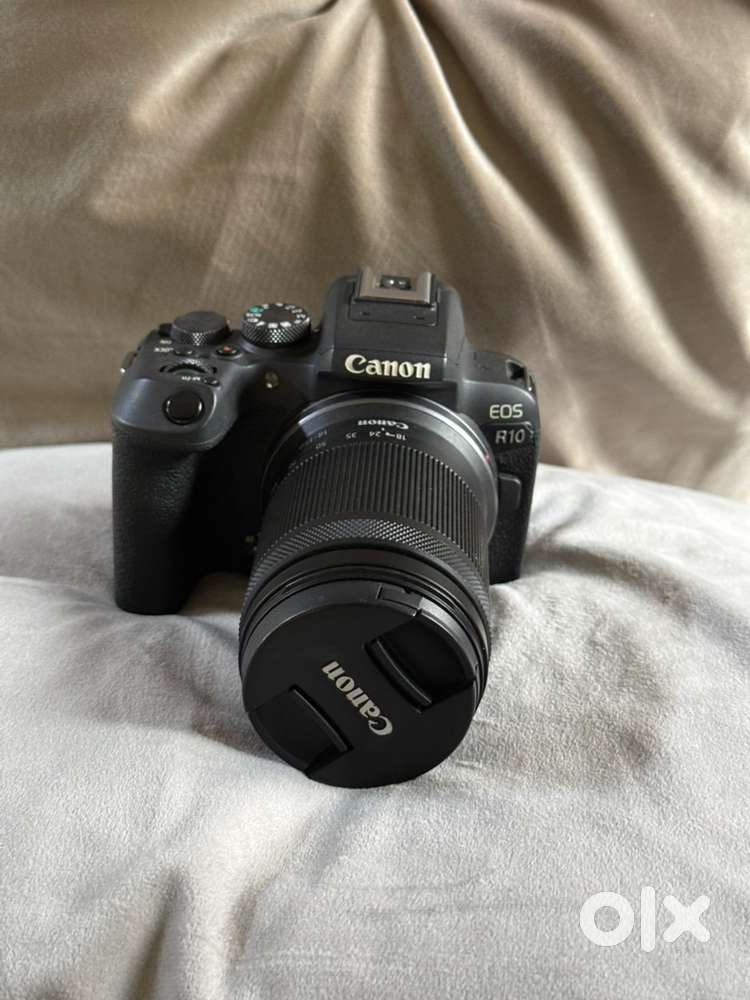 Canon EOS R10 + RF-S 18-150mm Lens  Un-used  Mint Condition