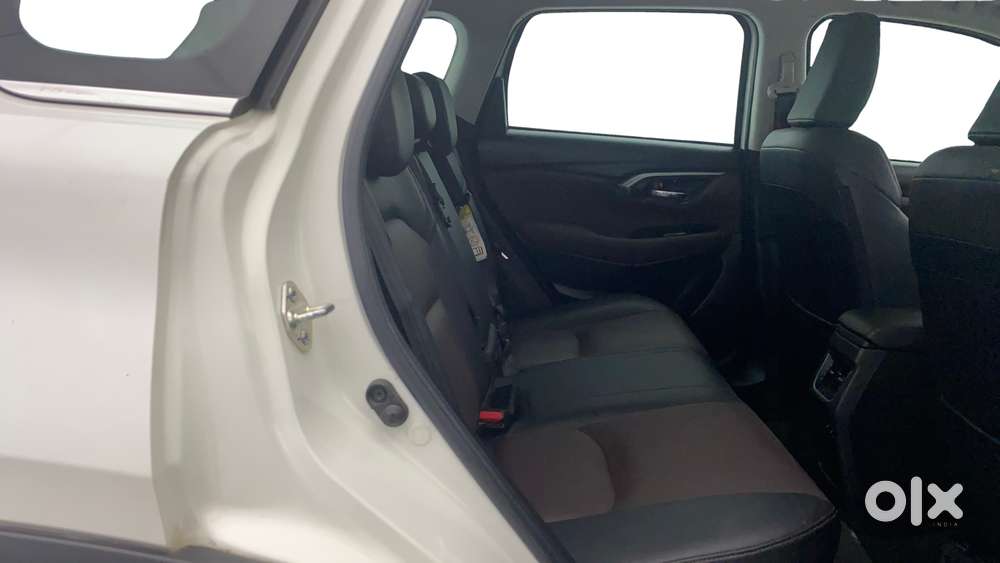 Maruti Suzuki Grand Vitara Alpha Smart Hybrid, 2023, Petrol