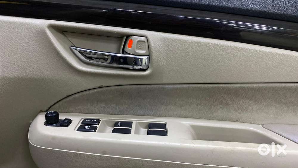 Maruti Suzuki Ciaz 2014-2017 At Zxi, 2016, Petrol