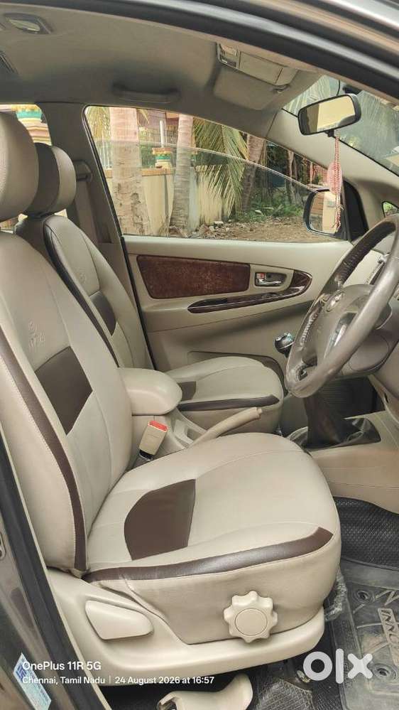 Toyota Innova 2.5 V 7 Str, 2014, Diesel