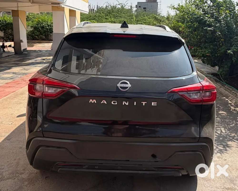 Nissan Magnite 2024 Petrol Well Maintained