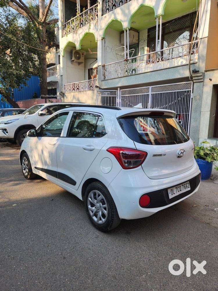 Hyundai Grand I10 1.2 Kappa Sportz Option, 2019, Cng & Hybrids