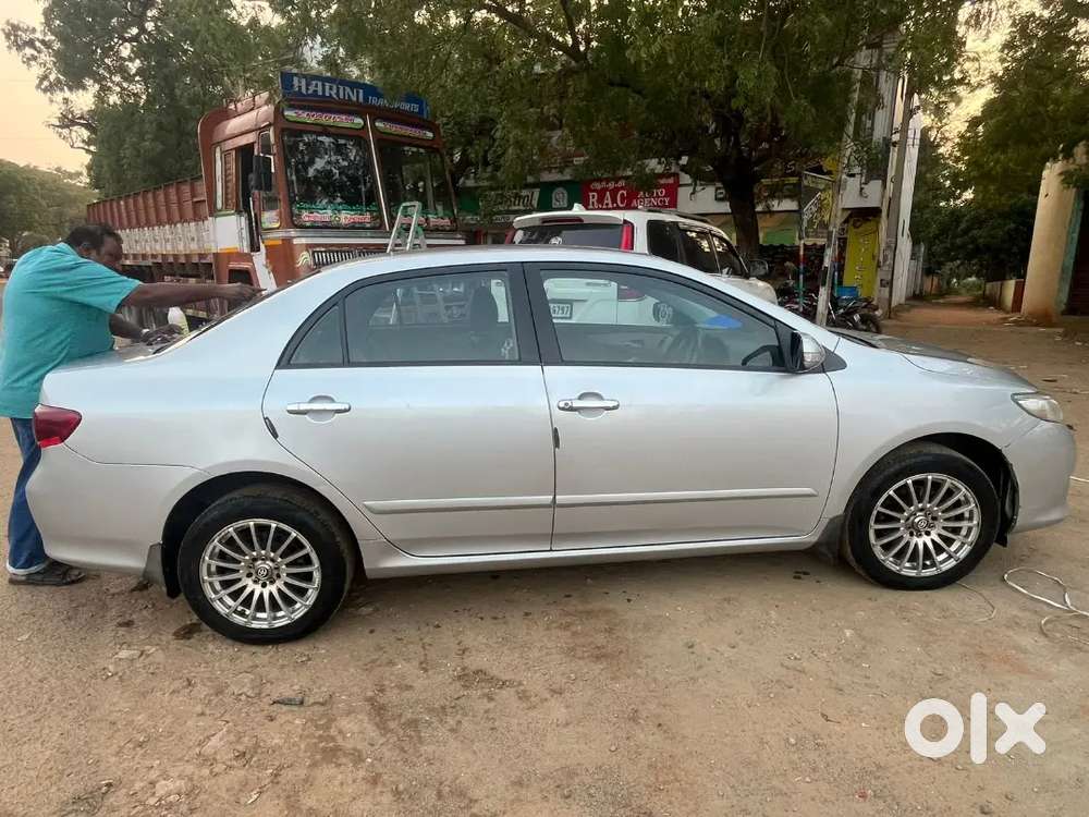 Toyota Corolla Altis 2012 Diesel Well Maintained