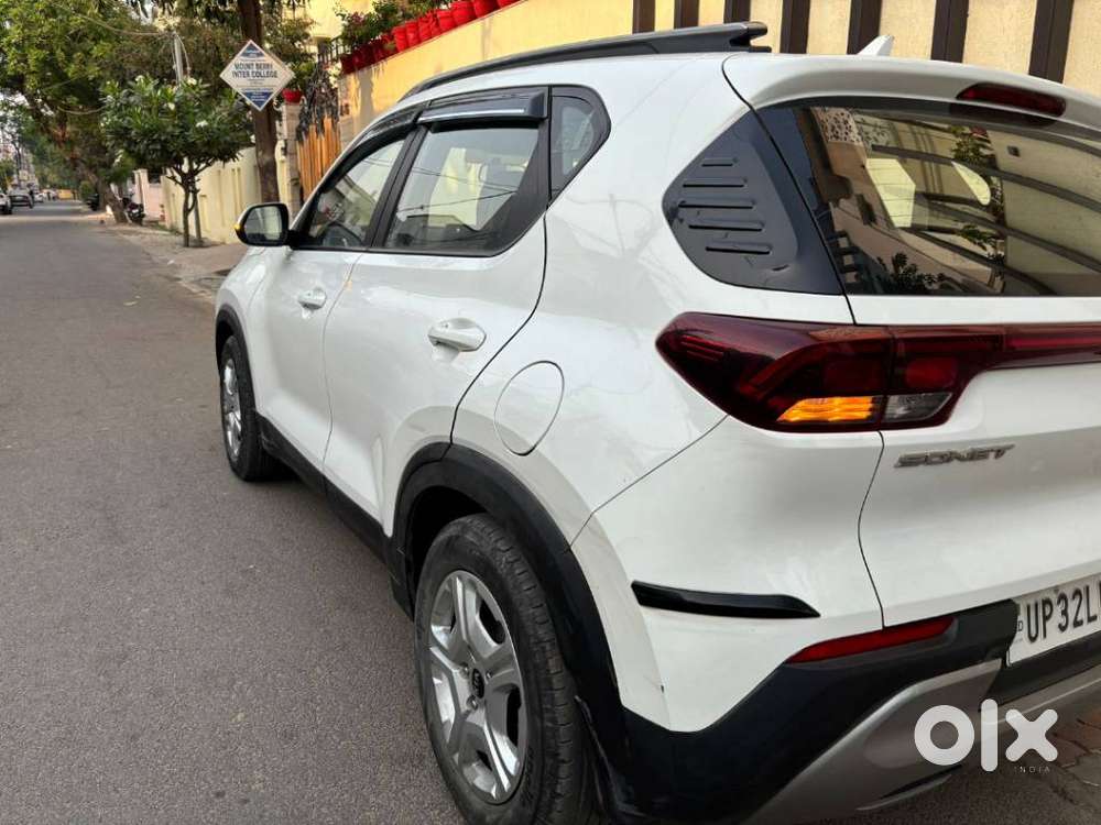 Kia Sonet, 2021, Petrol