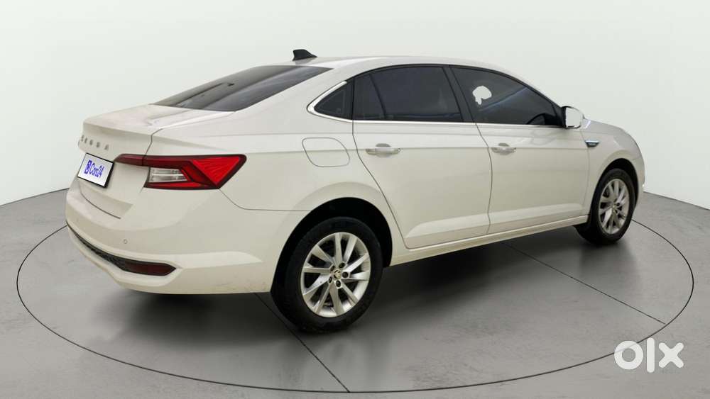 Skoda Slavia 1.0 Ambition Tsi At, 2023, Petrol