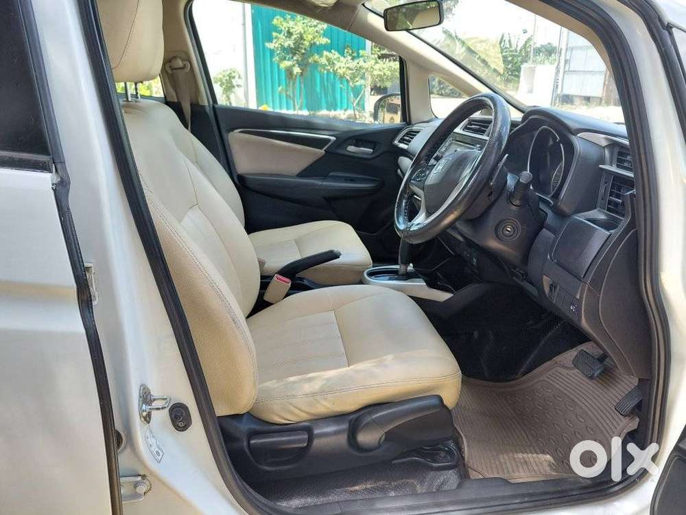Honda Jazz V Automatic, 2017, Petrol