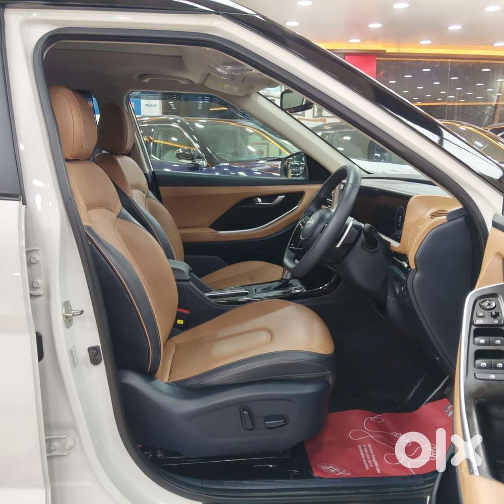 Hyundai Alcazar Signature 1.5 Petrol Dct 6str, 2025, Petrol