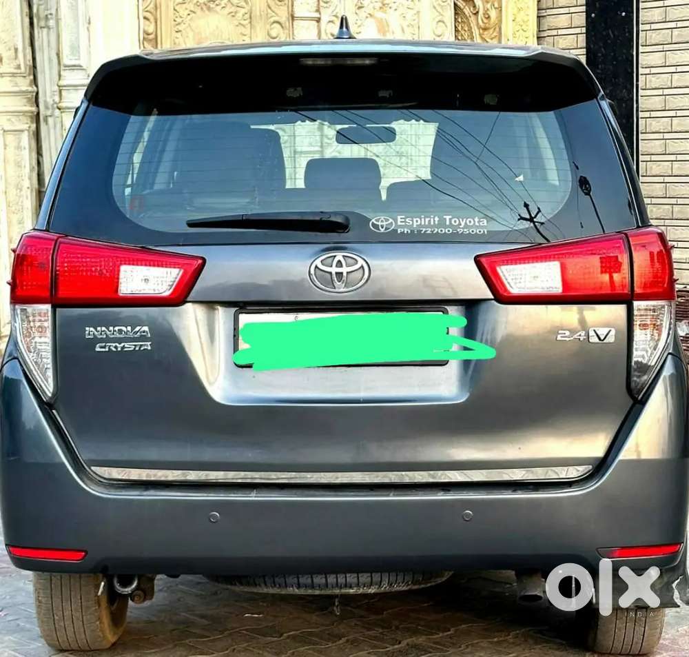 Toyota Innova Crysta 2017 Diesel Manual Car