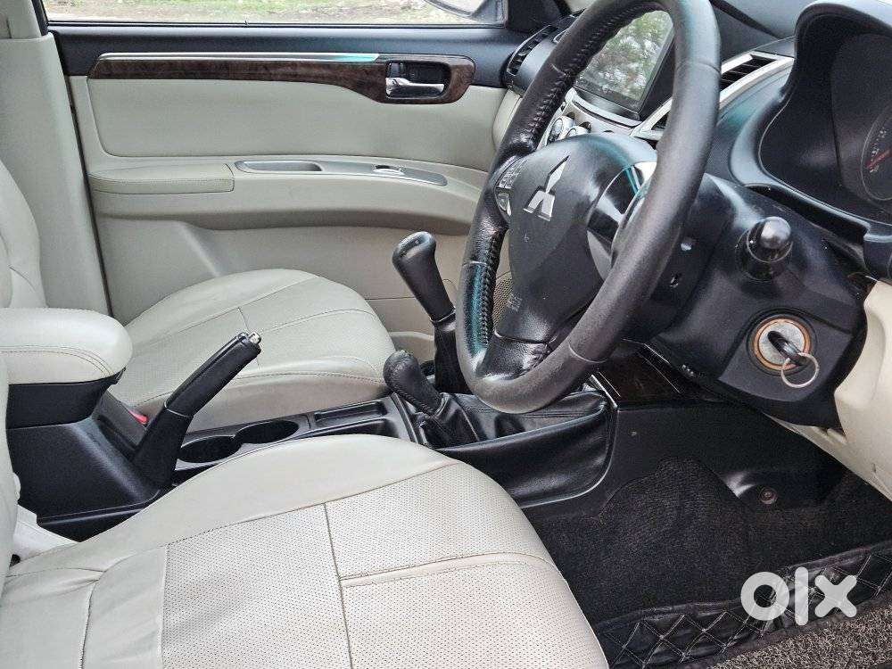 Mitsubishi Pajero Sport 2.5 Manual, 2012, Diesel