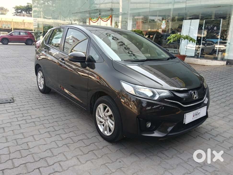 Honda Jazz V Mt Privilege, 2016, Petrol