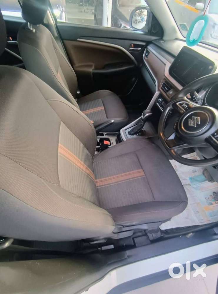 Maruti Suzuki Brezza 1.5 Zxi At Smart Hybrid, 2022, Petrol