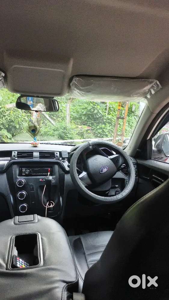 Mahindra Kuv 100 2018 Car