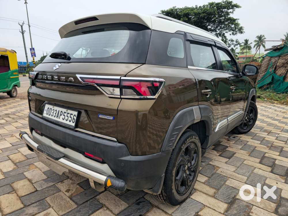 Maruti Suzuki Brezza 1.5 Zxi At Smart Hybrid Dual Tone, 2024, Petrol