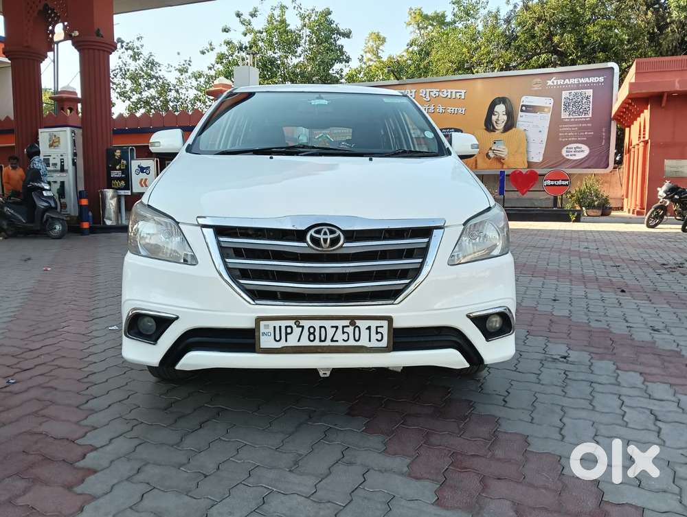 Toyota Innova 2.5 G (diesel) 8 Seater, 2015, Diesel