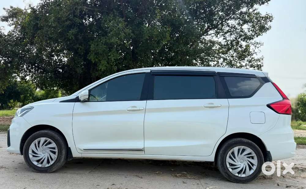 Maruti Suzuki Ertiga Well Maintained & Personal Use Car