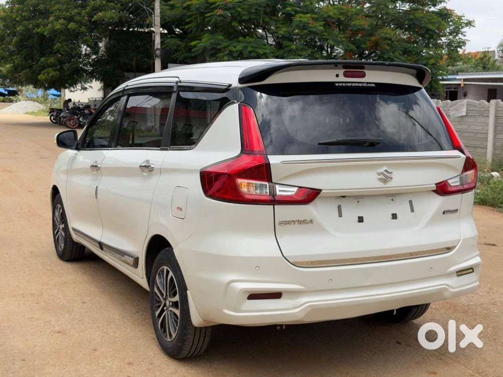 Maruti Suzuki Ertiga 1.5 Zxi Plus Shvs, 2022, Petrol