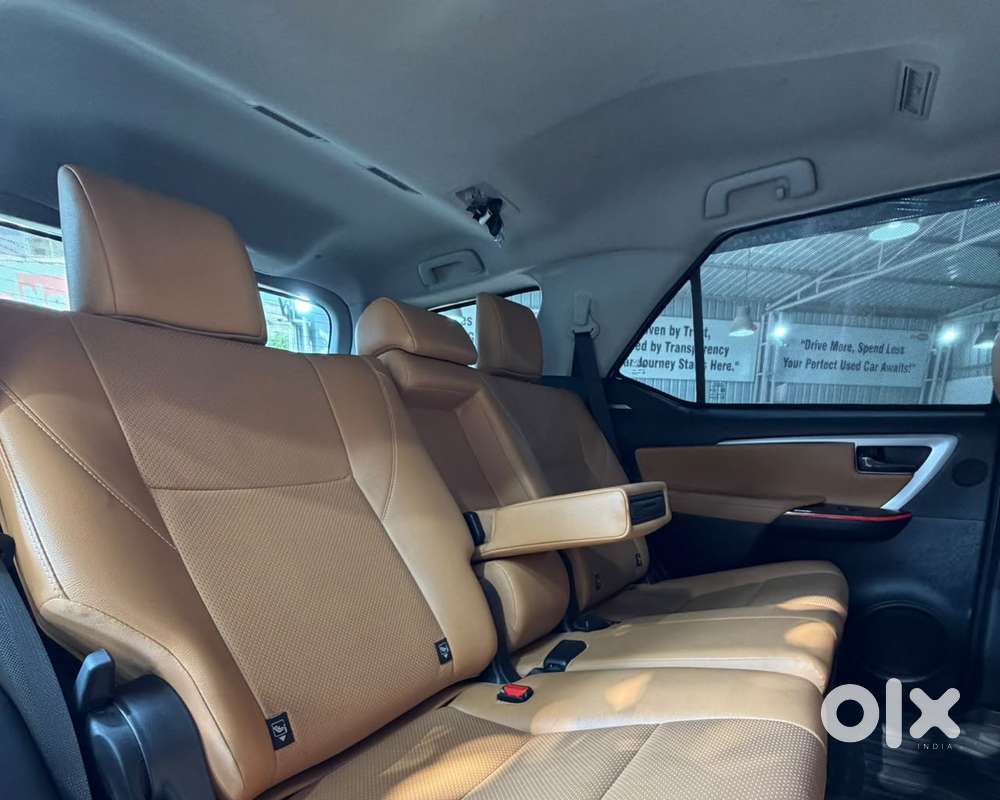 Toyota Fortuner 4x4 At, 2023, Diesel