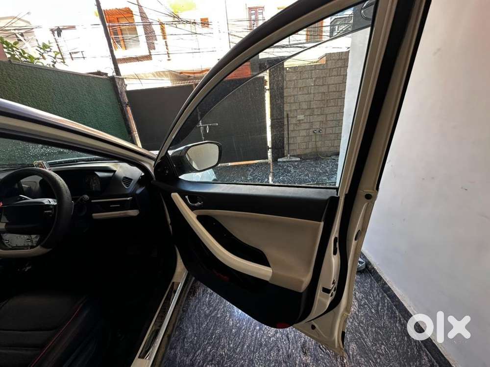 Tata Nexon 2025 Petrol Good Condition