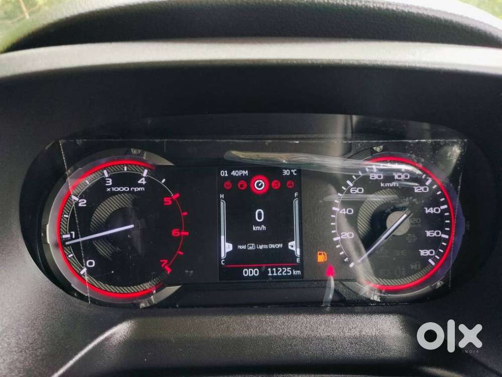 Mahindra Thar Roxx Mx5 Diesel Mt 2wd, 2025, Diesel