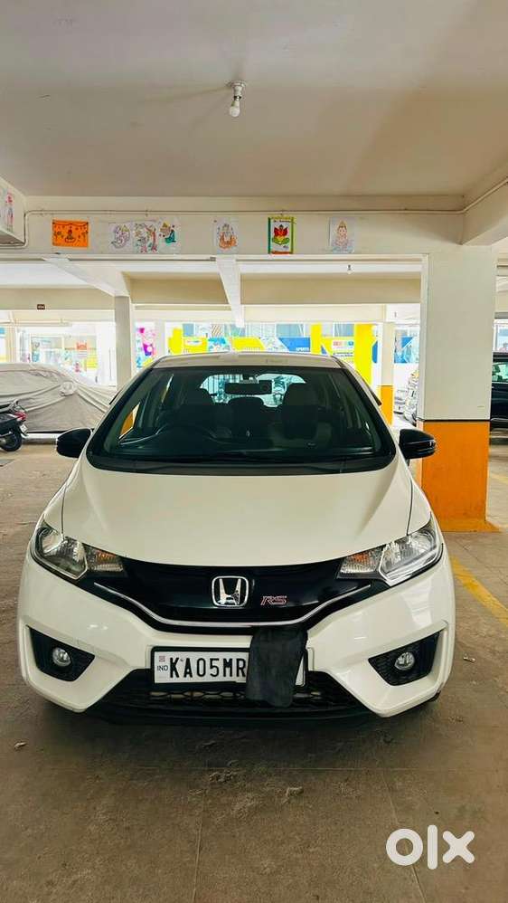 2015 Honda Jazz Sv Petrol Manual 68500 Km