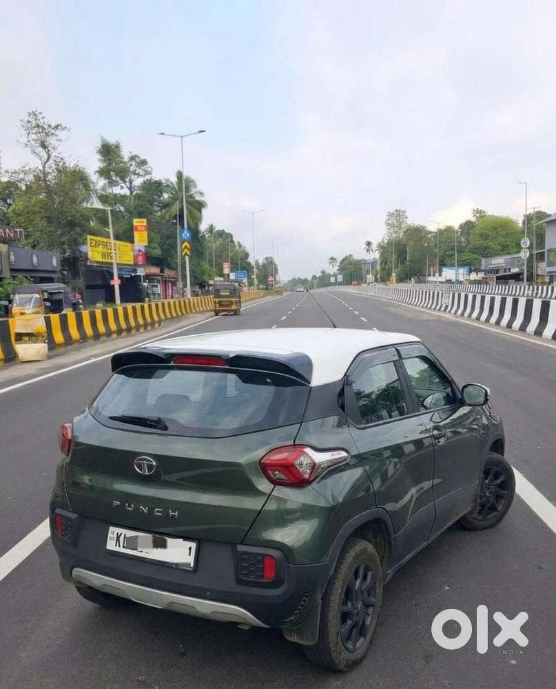 Tata Punch, 2022, Petrol