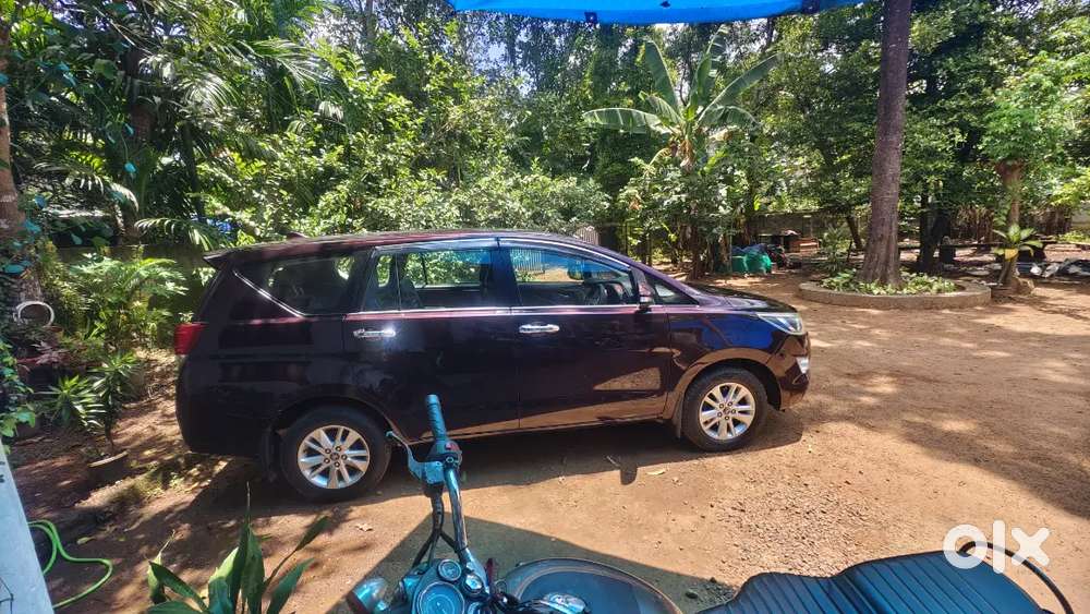 Automatic Innova Crysta
