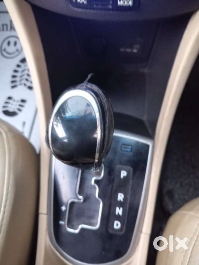 Hyundai Verna Crdi 1.6 At Sx Option, 2014