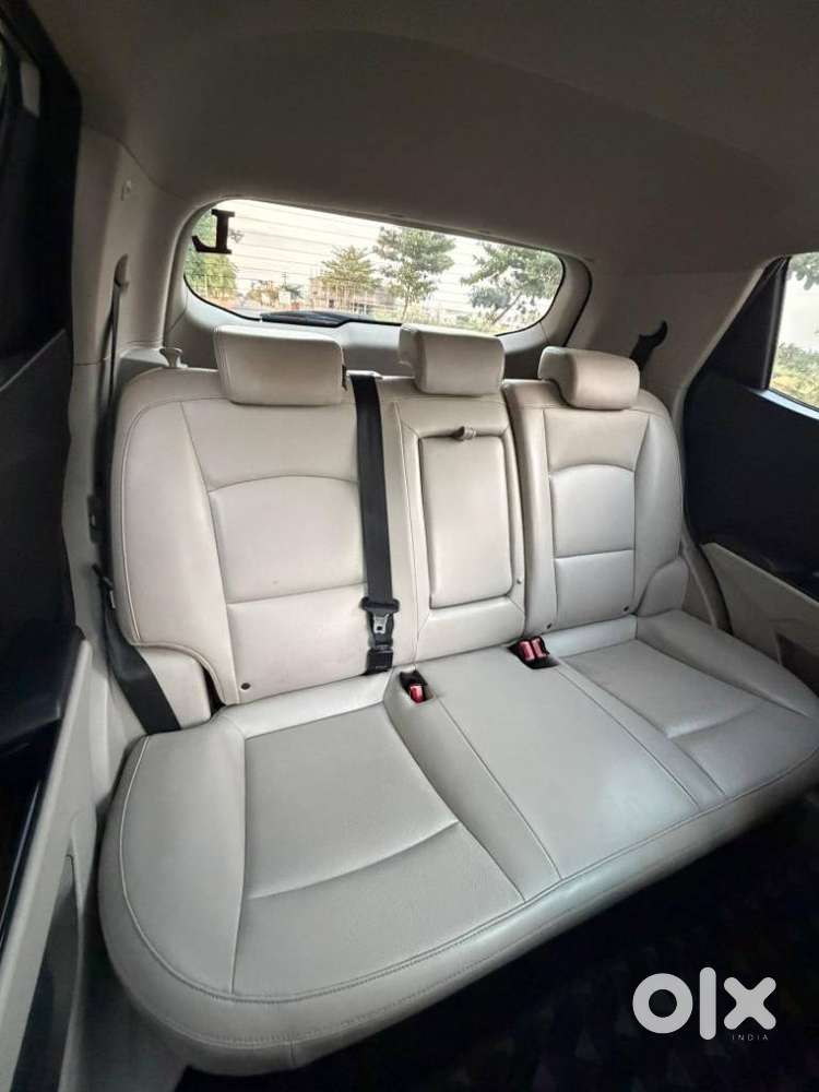 Mahindra Xuv300 W8, 2019, Petrol