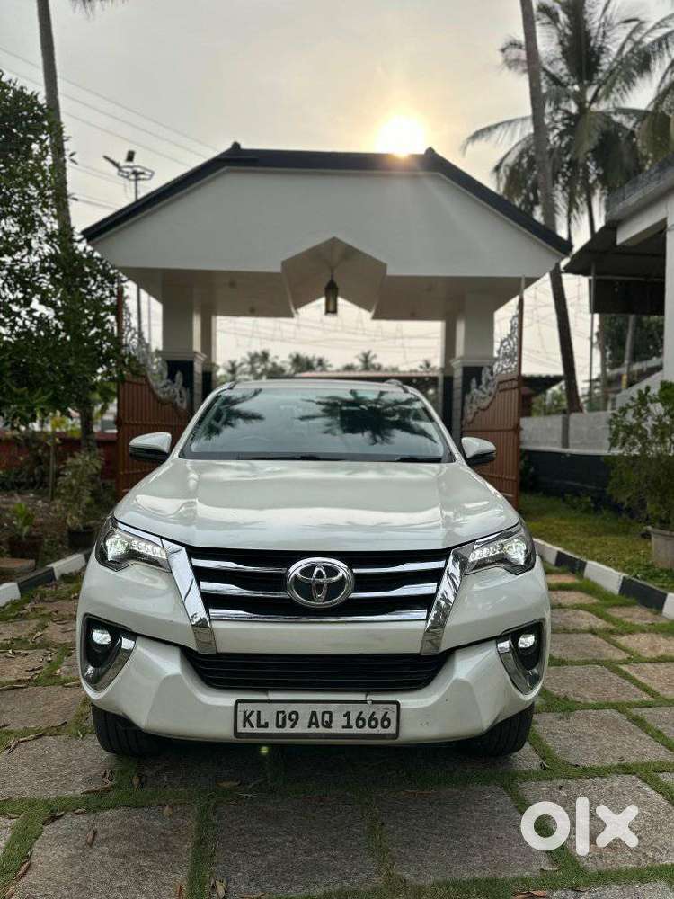Toyota Fortuner 3.0 4x2 Automatic, 2018, Diesel