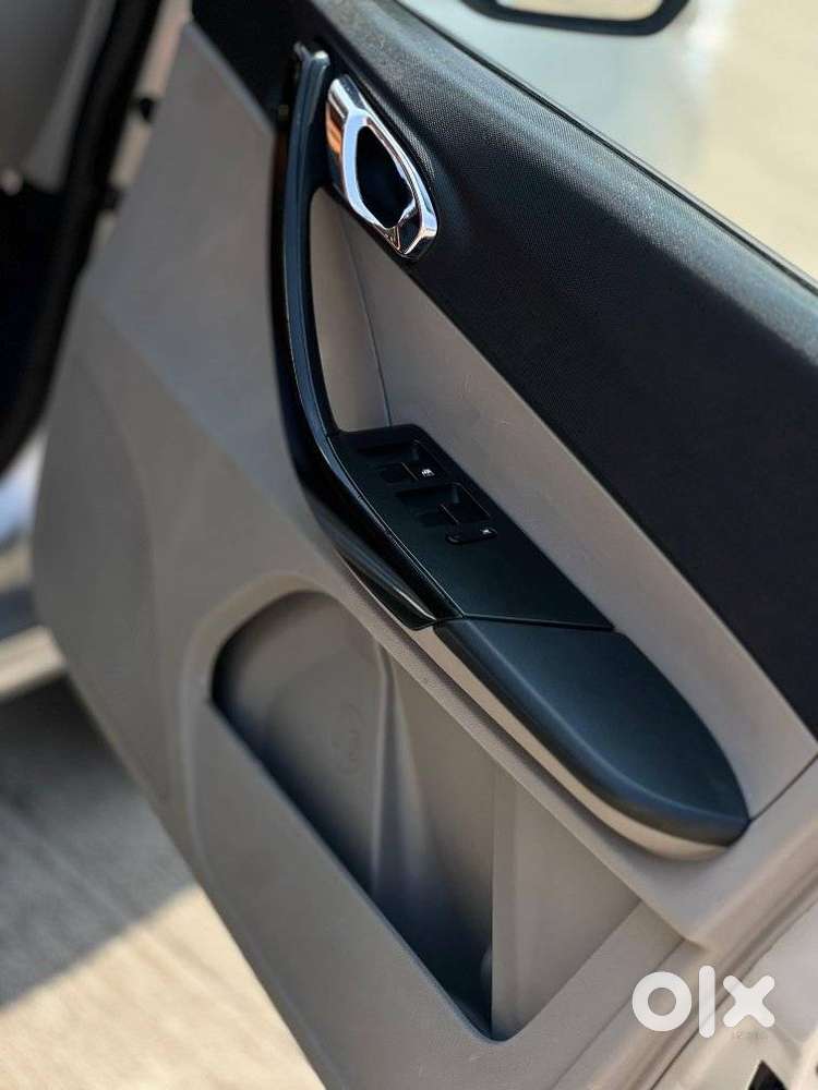 Tata Tiago Xza Plus, 2018, Petrol