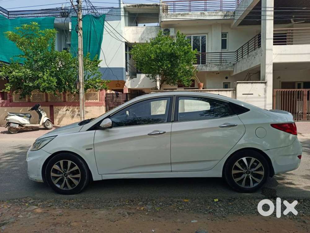 Hyundai Verna 1.6 Crdi At Sx Option, 2015, Diesel