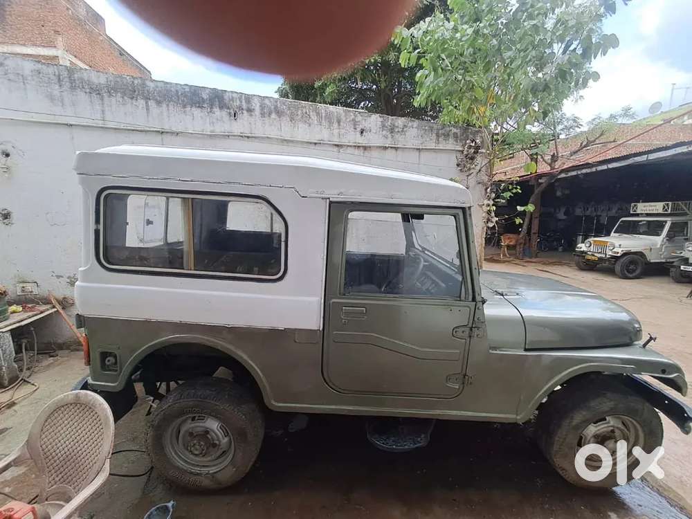 Mahindra Jeep 1988
