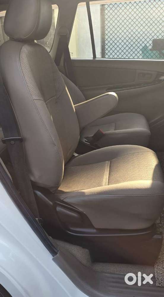 Toyota Innova 2.5 G (diesel) 7 Seater, 2015, Diesel