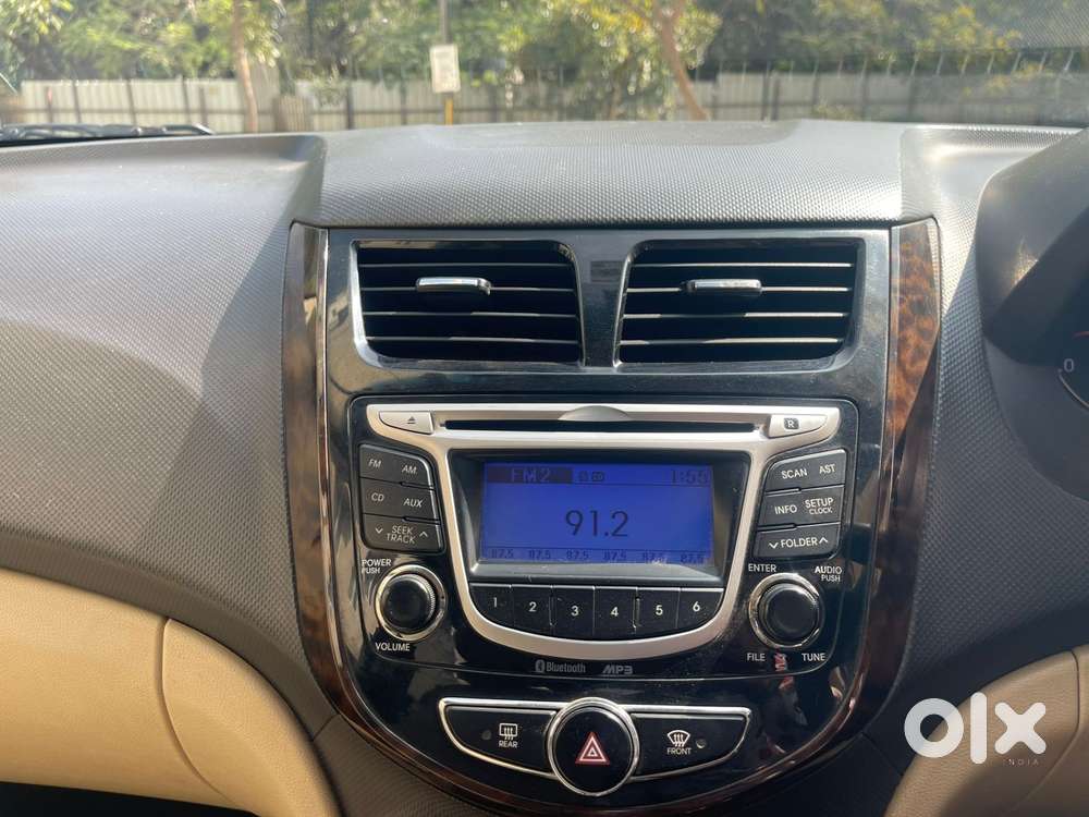 Hyundai Verna Fluidic 1.6 Vtvt Sx, 2014, Petrol