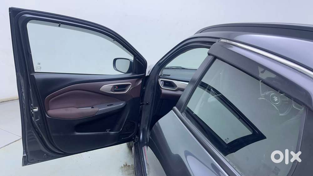 Maruti Suzuki Fronx Delta 1.2l Ags, 2024, Petrol
