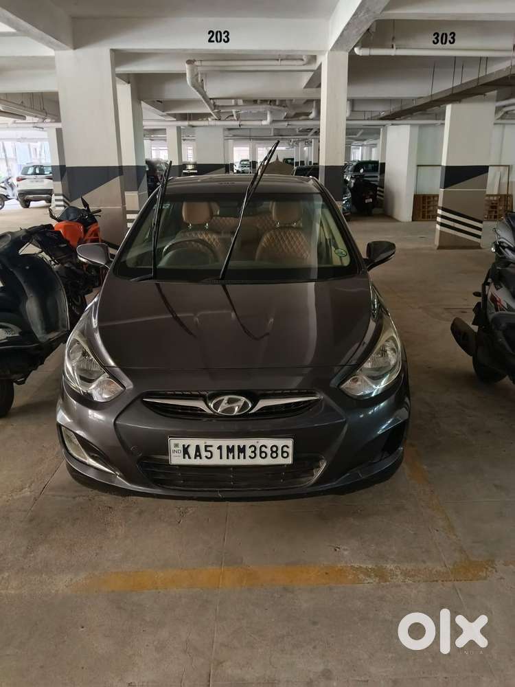 Hyundai Verna Vtvt 1.6 Sx, 2012, Petrol