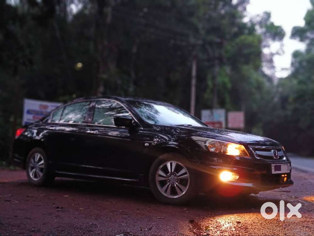 Honda Accord 2.4 At 2010 Black