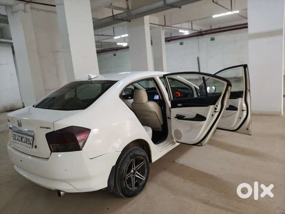Honda City 2010 Cng & Hybrids Well Maintained
