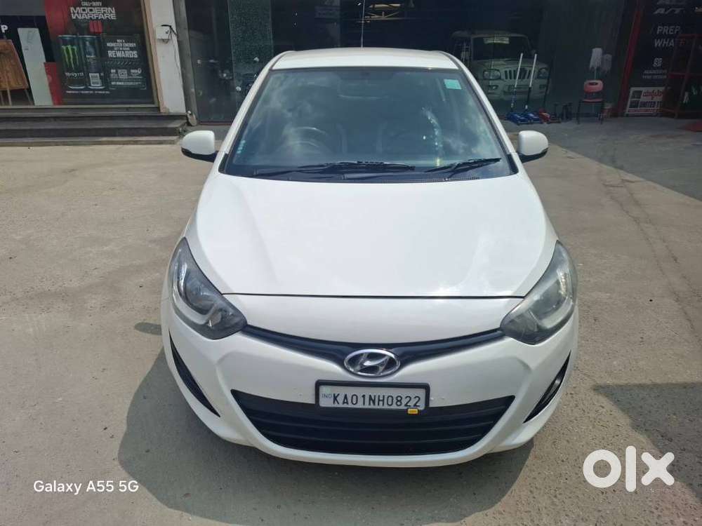 Hyundai I20 Magna 1.2 Mt, 2011, Petrol