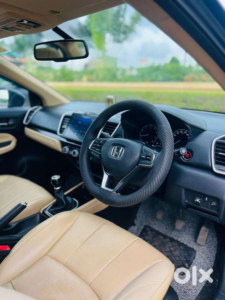 Honda City 1.5 Zx I-vtec Mt, 2023, Cng & Hybrids