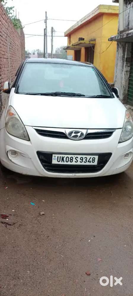 Hyundai I20 2010 Petrol 136000 Km Driven