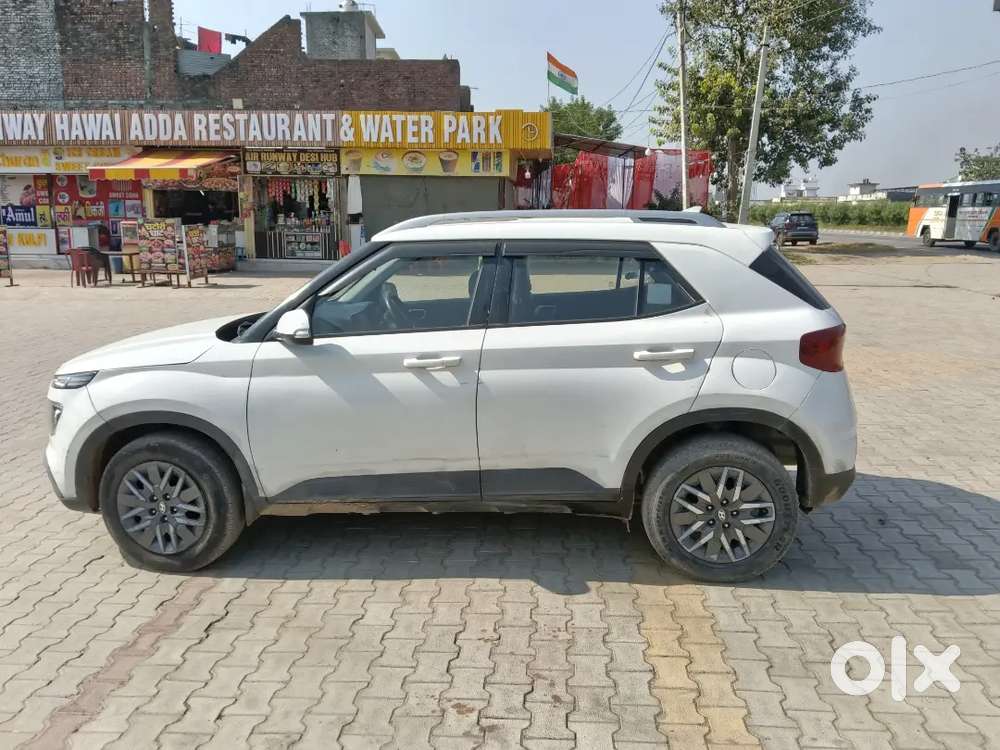 Good Condition All Paper Complete New Battery New Tyre