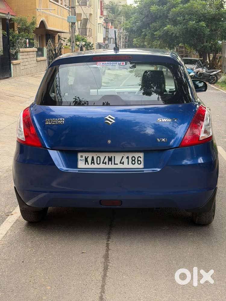 Maruti Suzuki Swift Vxi, 2012, Petrol