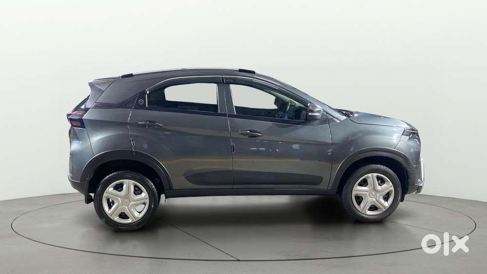Tata Nexon Smart 1.2 Revotron Petrol 5 Mt, 2024, Petrol