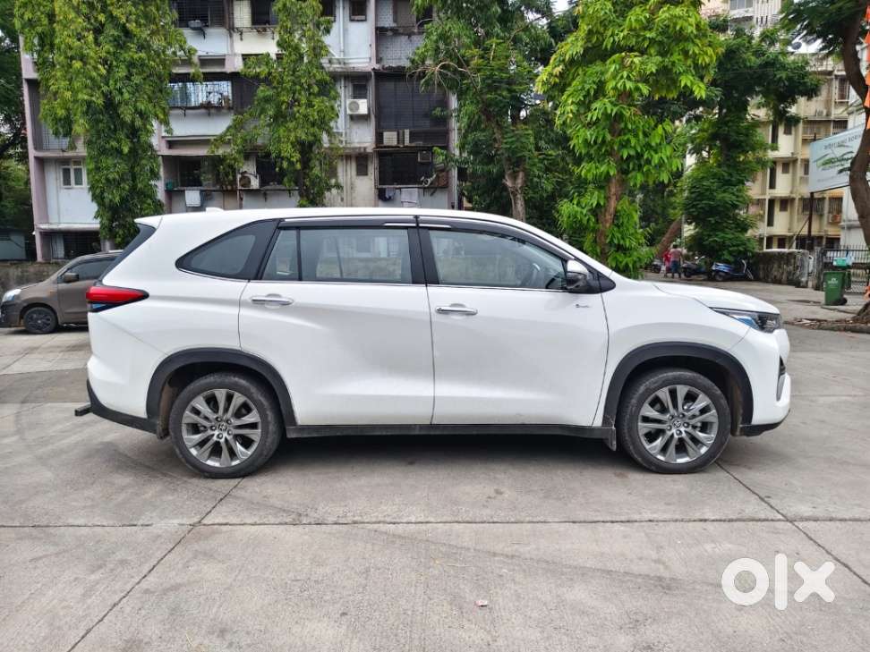 Toyota Innova Hycross 2.0 Zx Hybrid 7 Str, 2026, Petrol