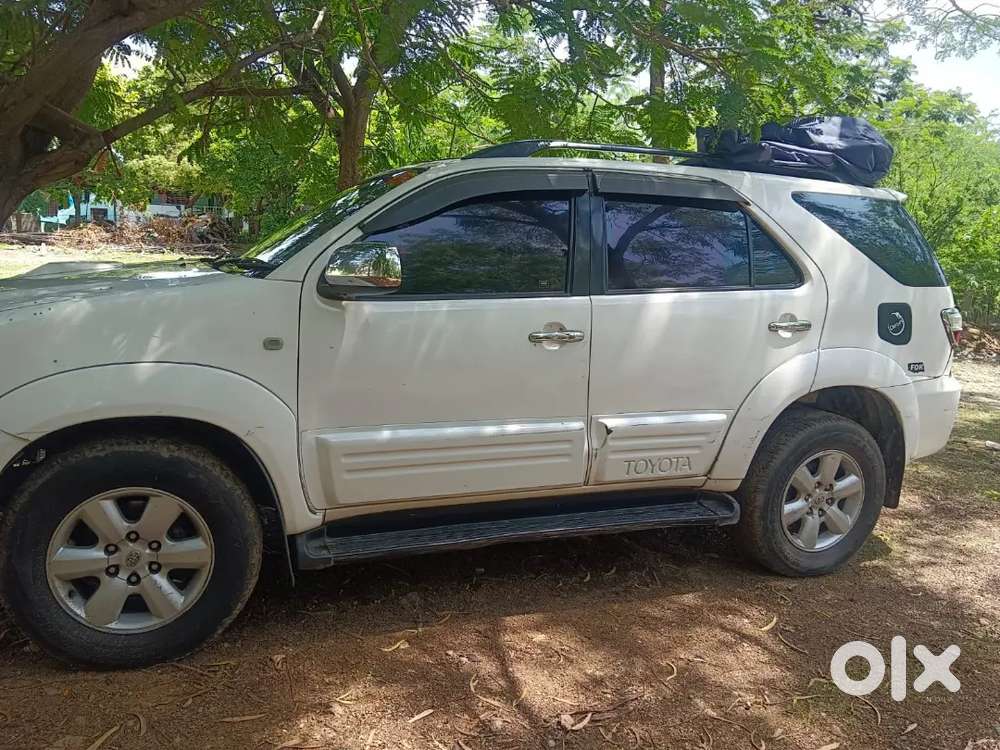 Toyota Fortuner 2010 Diesel