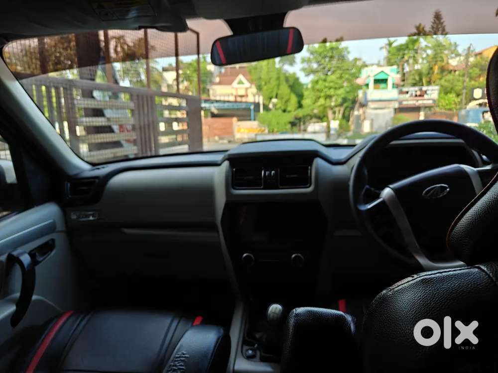 Mahindra Scorpio S10 2016 Model
