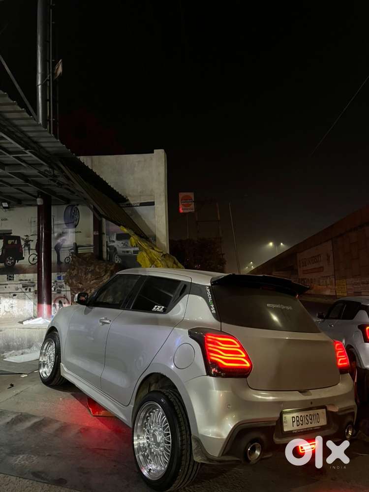 Swift Vxi Petrol 2023 Silver