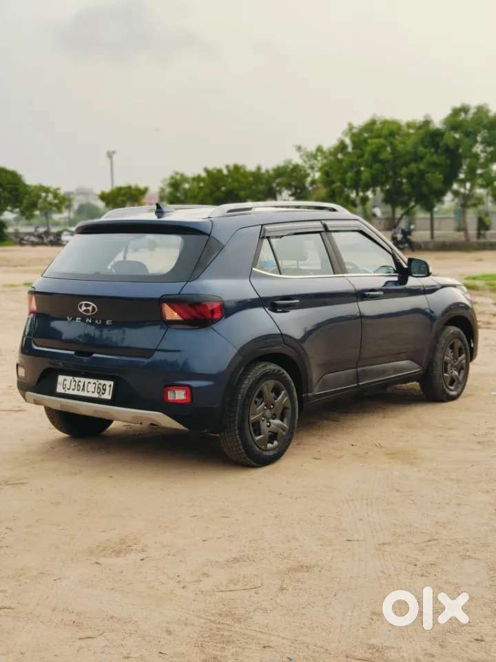 Hyundai Venue 1.2 S Plus, 2021, Petrol